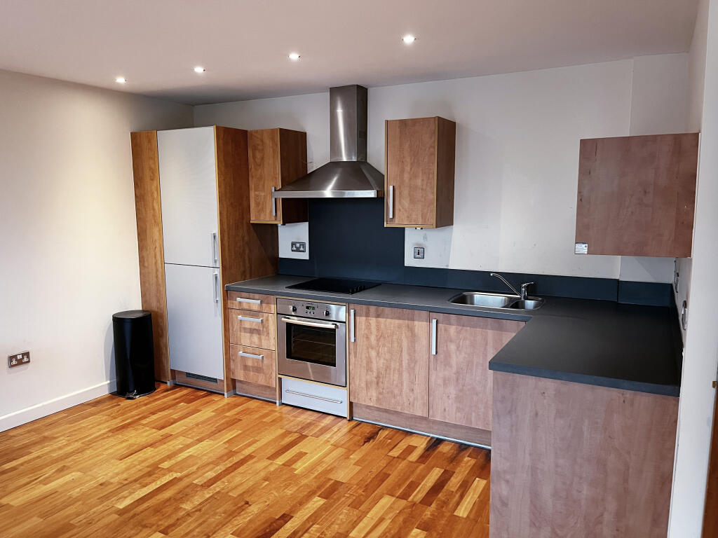 3 Canal Square, Birmingham City Centre, Birmingham, B16 8FL